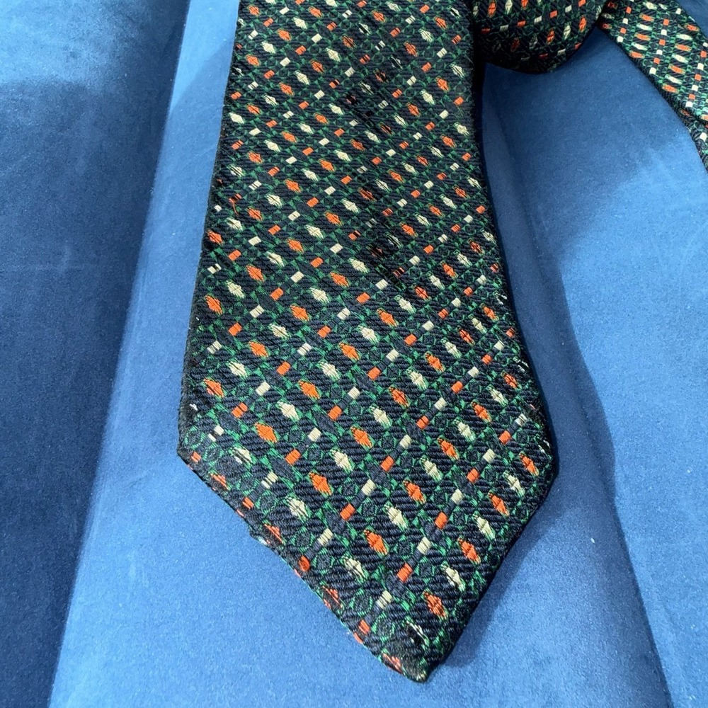 Barneys New York Geometric Space Age Tech Mens Neck Tie Italian Silk Made in USA - Picture 4 of 6